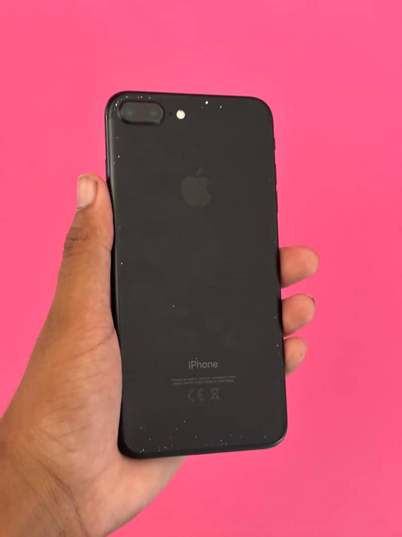 Apple iPhone 7 Plus 0
