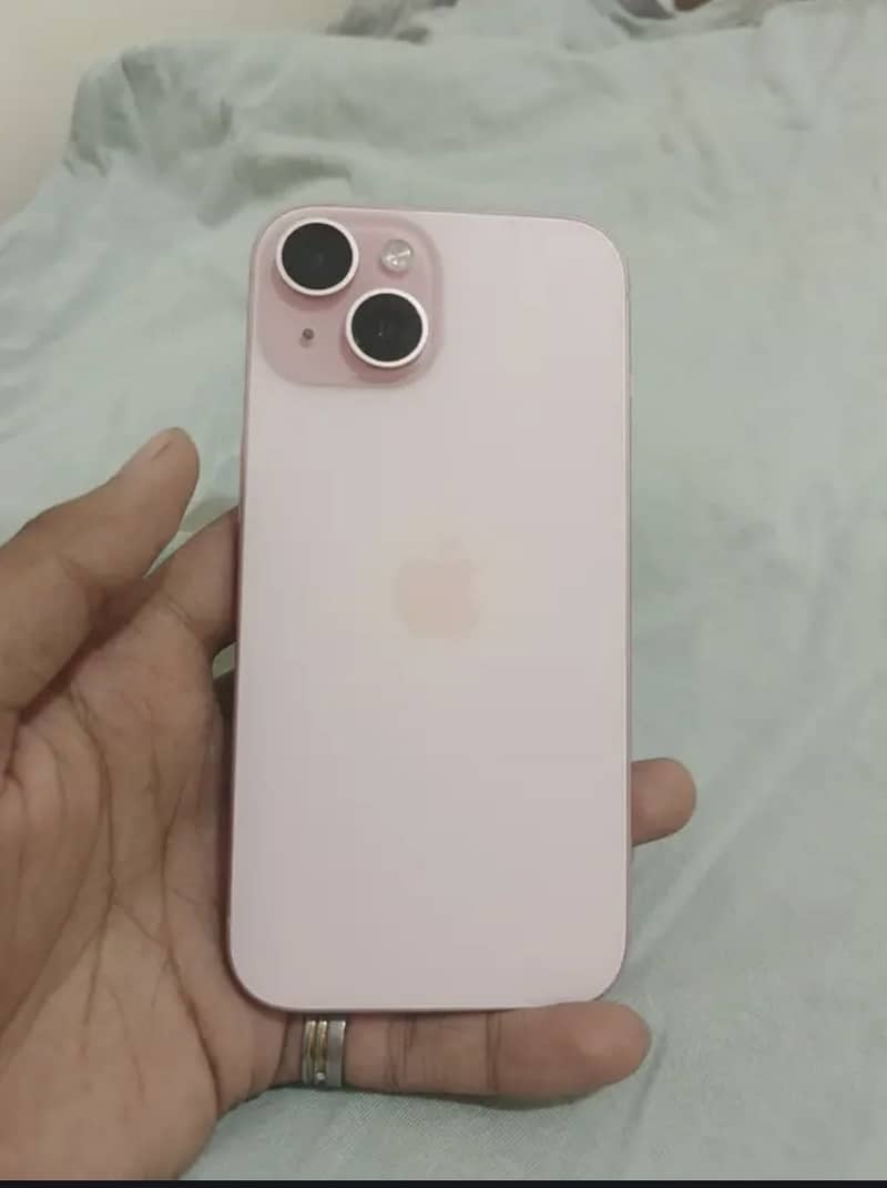 IPHONE 15 5
