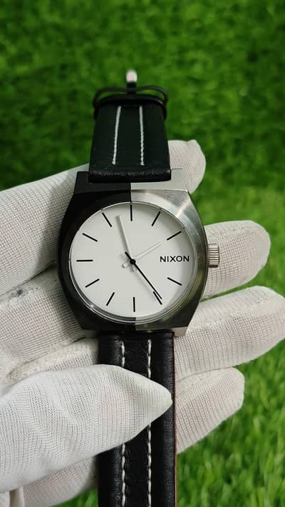 Nixon Japan Moment