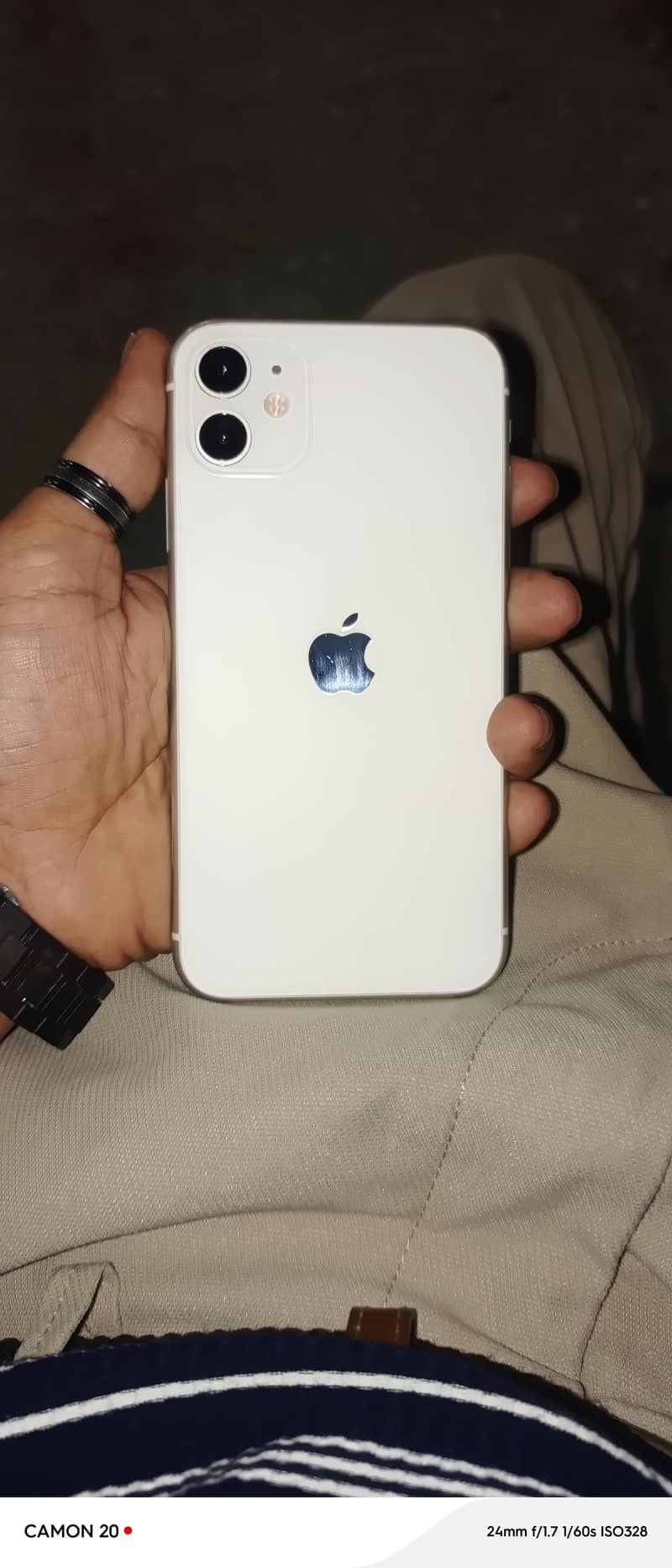 Apple iPhone 11 3