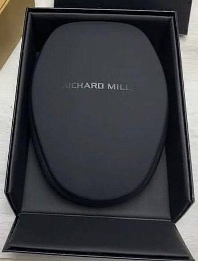 Richard Millie 11-03  with box