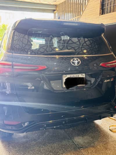Toyota Fortuner 2024 GR