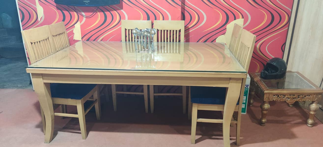 6 seater dining table 0