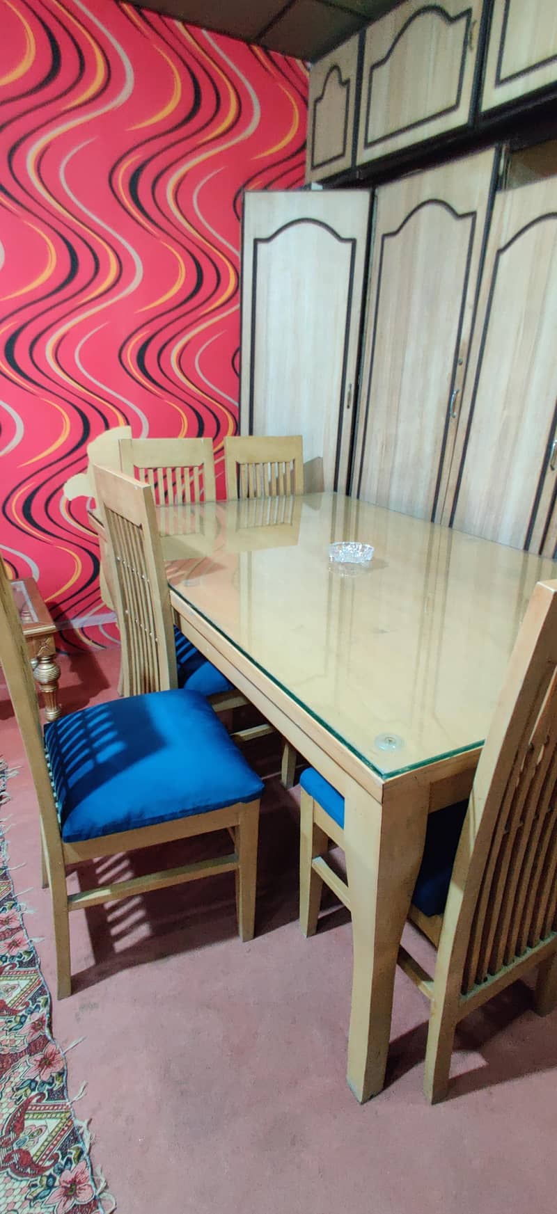 6 seater dining table 1