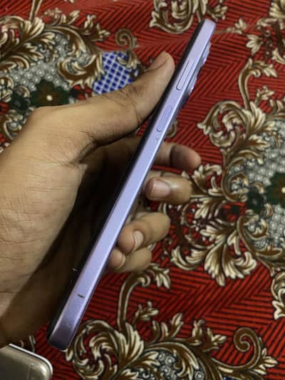 Infinix Hot 50i 10/8