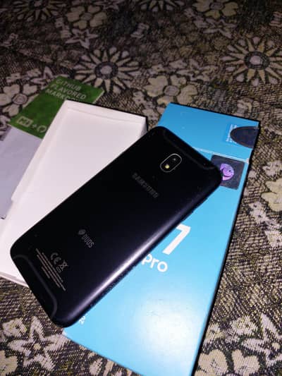 Samsung Mobile J7 Pro