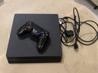 Playstation 4 Slim 1TB