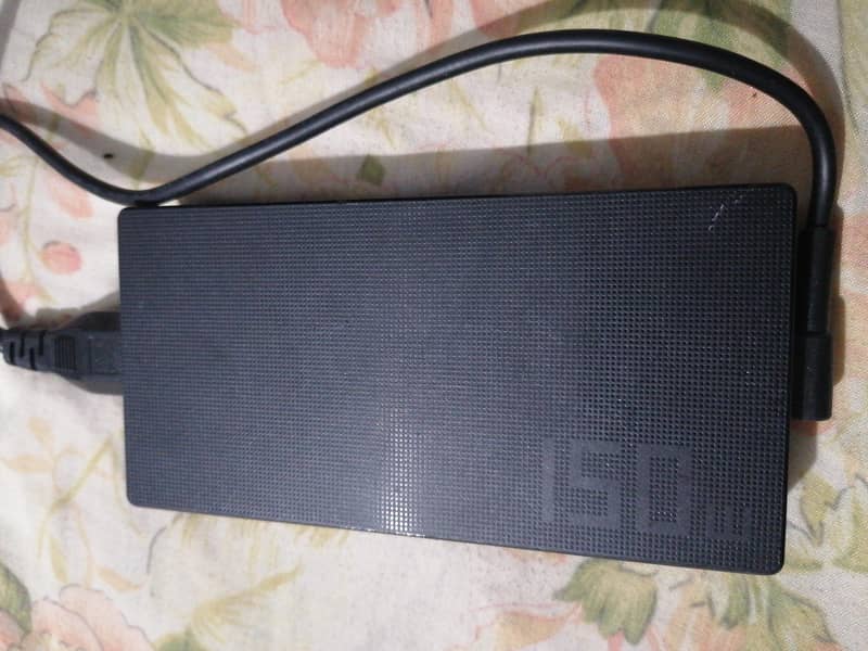 Asus Adapter 2
