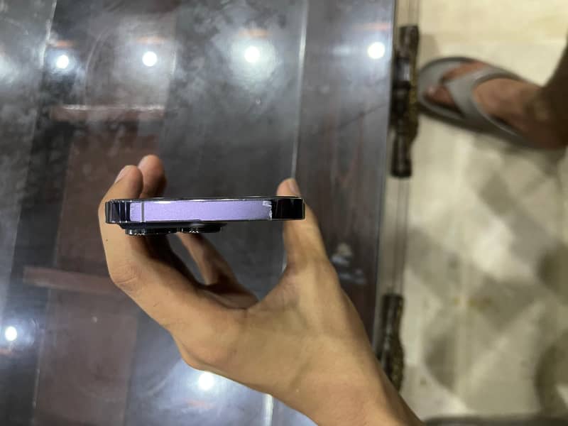 Apple iPhone 14 Pro 1