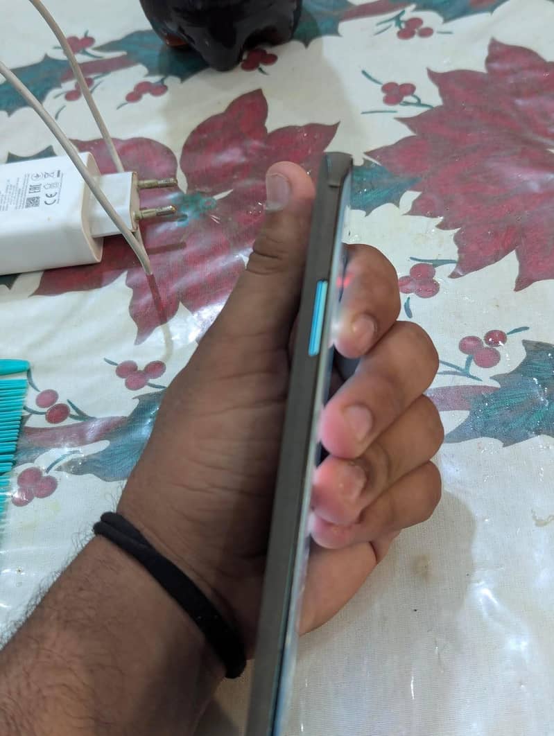 One Plus 8 6