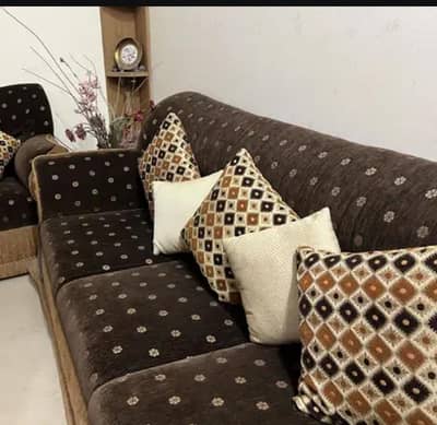 bohat payra sofa 10/10good hy