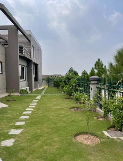 Gulberg Greens 4 kanal Lake face C block Farmhouse plot for sale