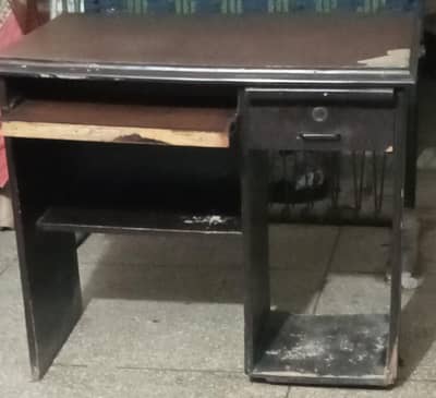computer table