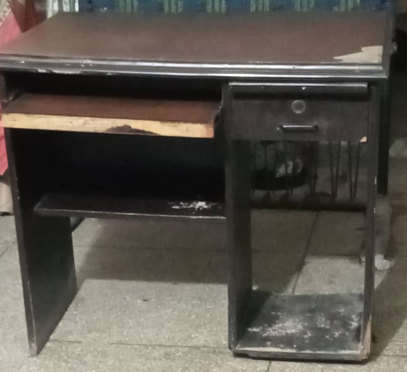 computer table 0