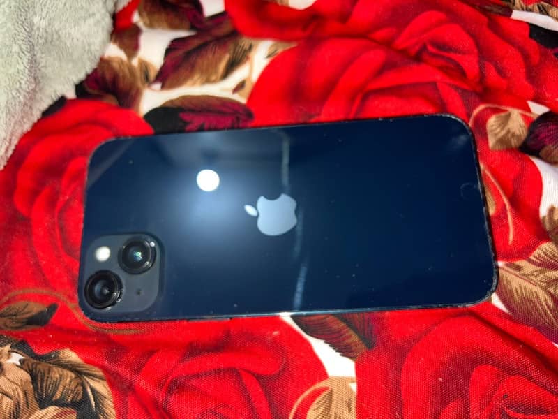 Apple iPhone 14 plus 3