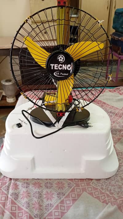 DC fan rechargeable