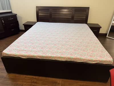 King Size Bedroom Set for Sale