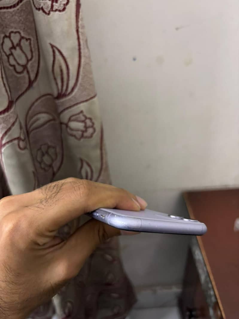 Apple iPhone 11 2
