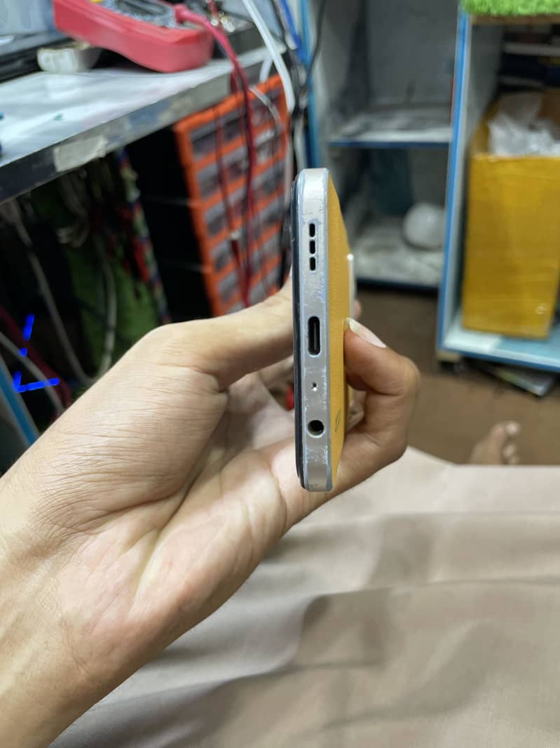 Oppo F21 pro 2
