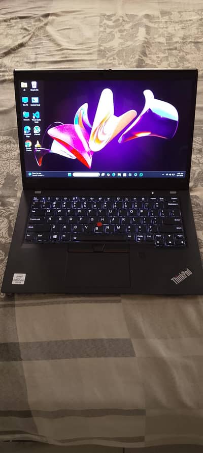 Lenovo Core i7 10Gen 16/256 RAM/SSD