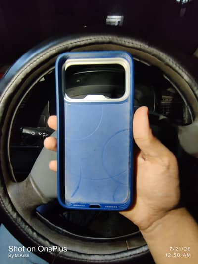 Iphone 17 pro max cover