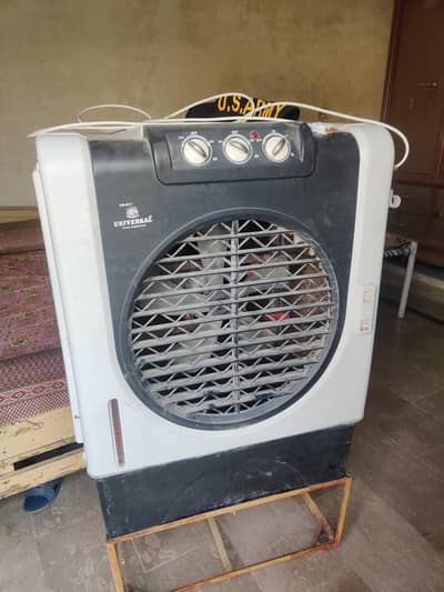 Air cooler with iron stand