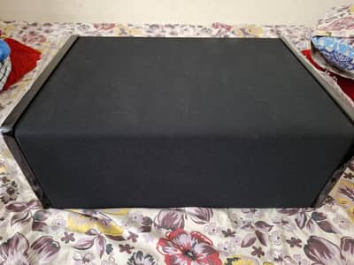 Definitive Technologies Huge Center speaker