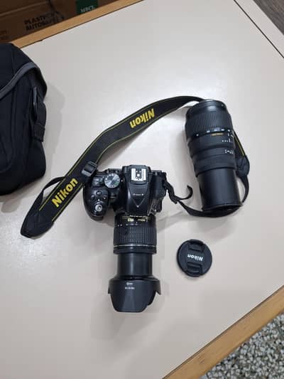 Nikon D5300 DSLR Camera 18-55mm, Sigma 70-300mm Macro Lens, Bag
