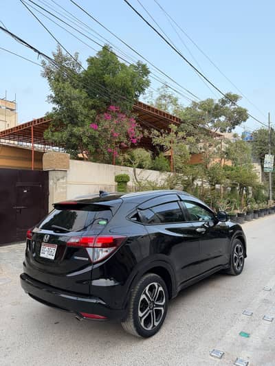 HONDA VEZEL 2014-2018 Z SENSING FULL ORIGNAL.