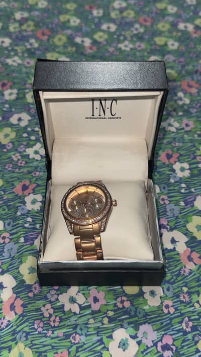 International concepts watch