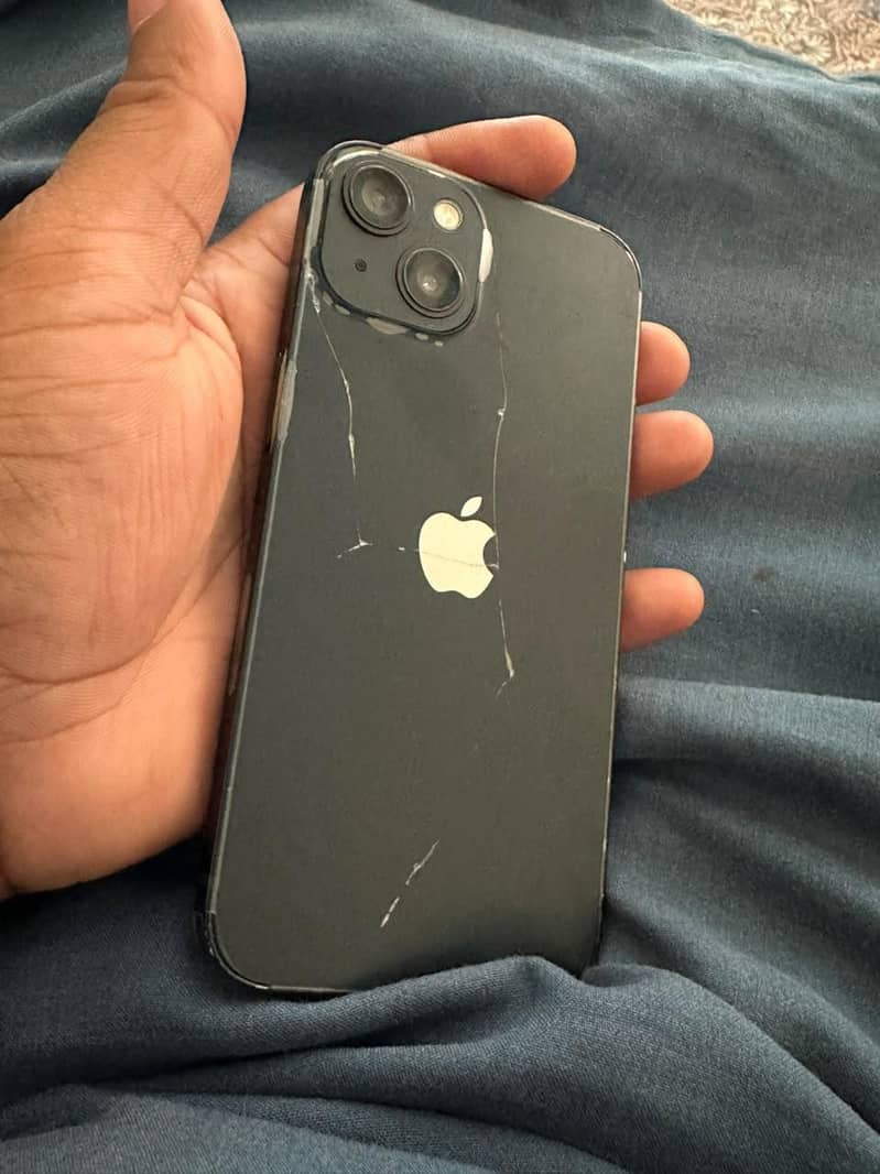 Apple iPhone 13 2