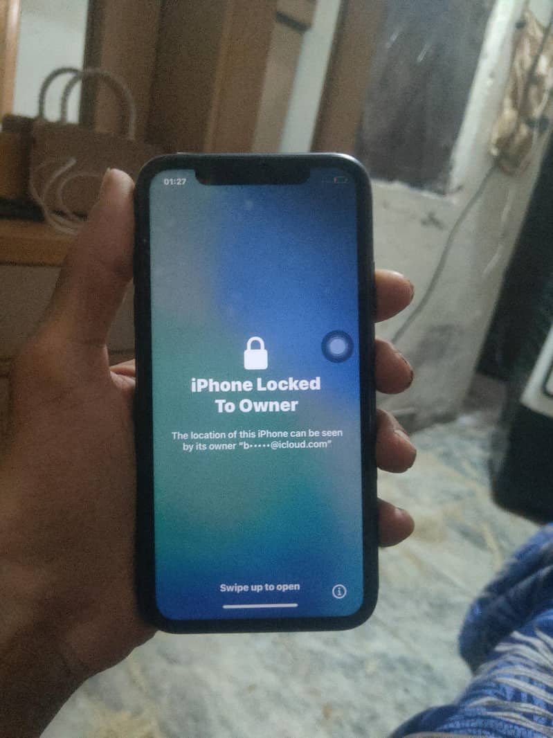Apple iPhone 11 0