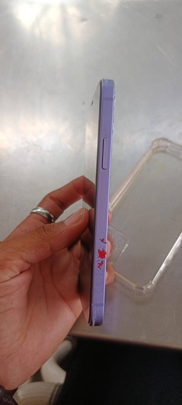 Apple iPhone 12 4