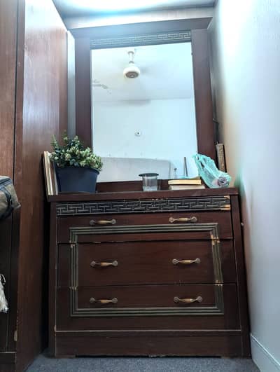King Size Double bed with Side drawers / Wardrobes / Dressing table
