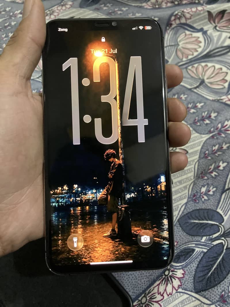 iphone 11prp max 1