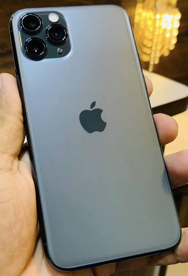 Apple iPhone 11 Pro 1