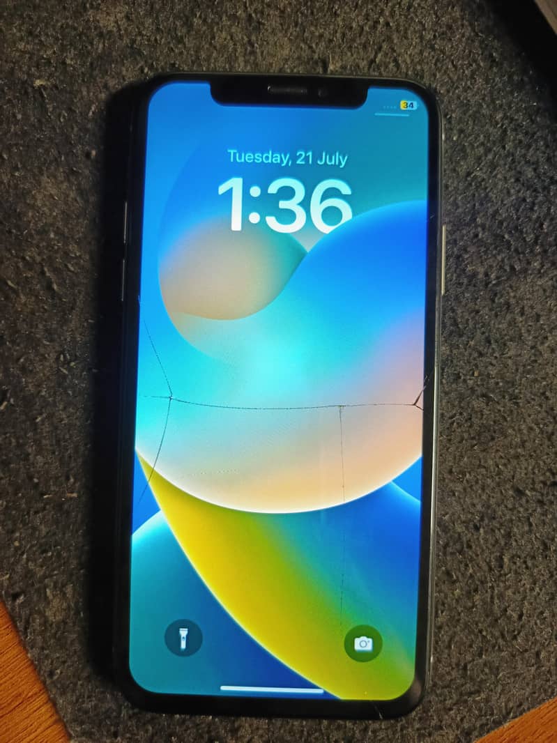 Apple iPhone X 0