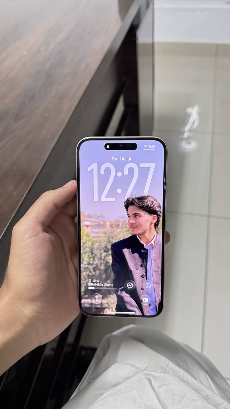 Iphone 15 plus 5