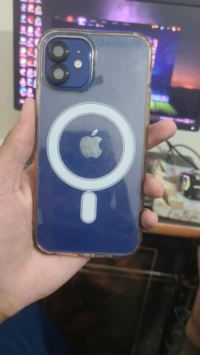 Apple iPhone 12