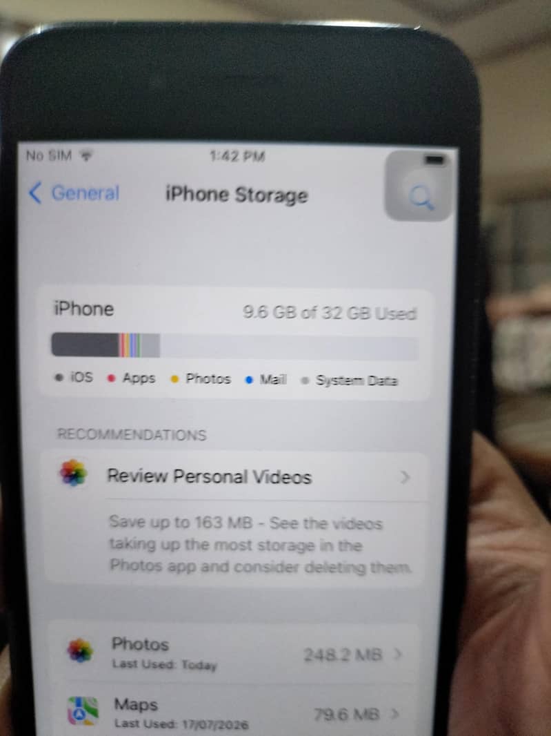 Apple iPhone 7 2