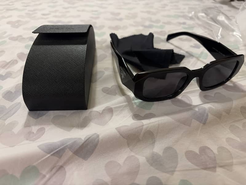 Prada Sunglasses 0