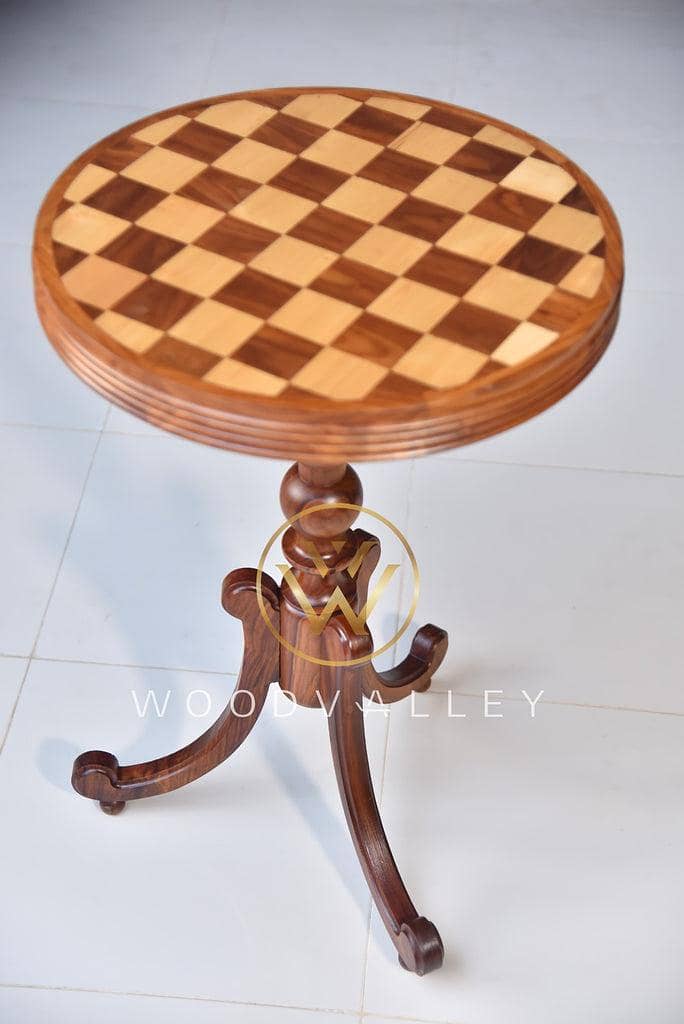 Corner Fancy Table 1
