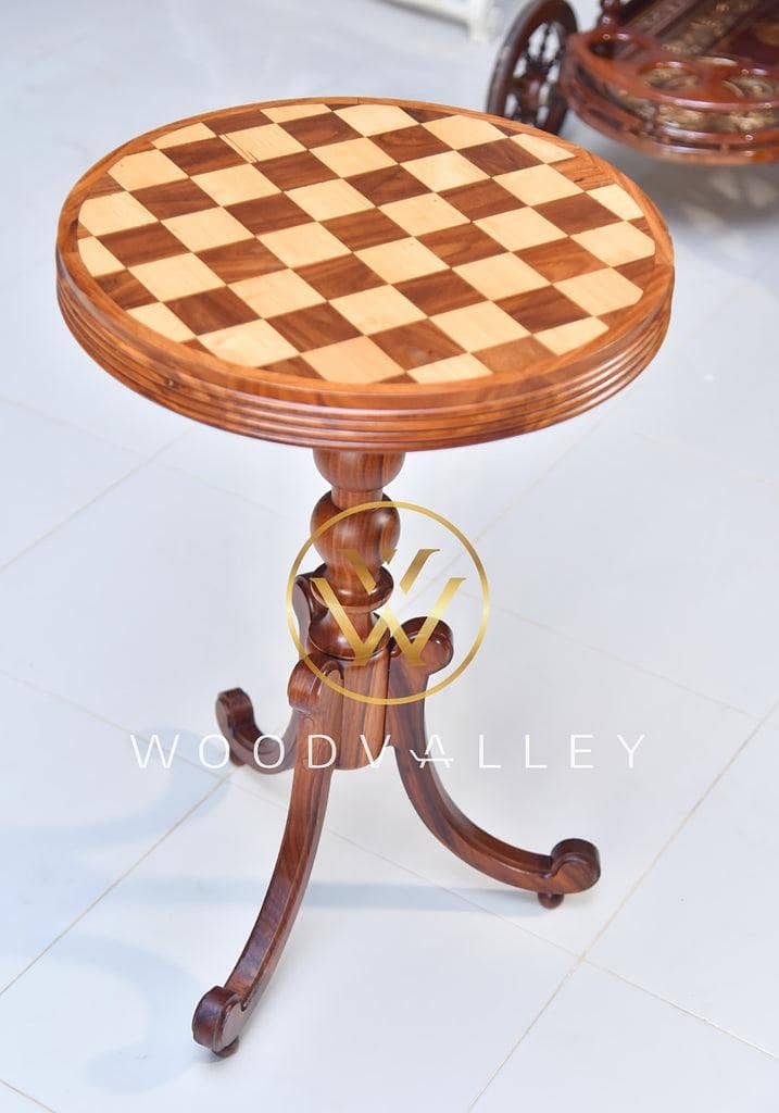 Corner Fancy Table 2