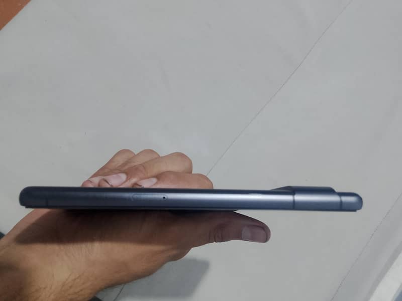 Google Pixel 7 4