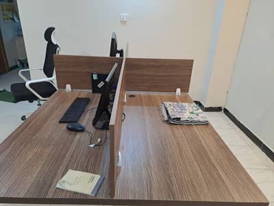 Workstation Table