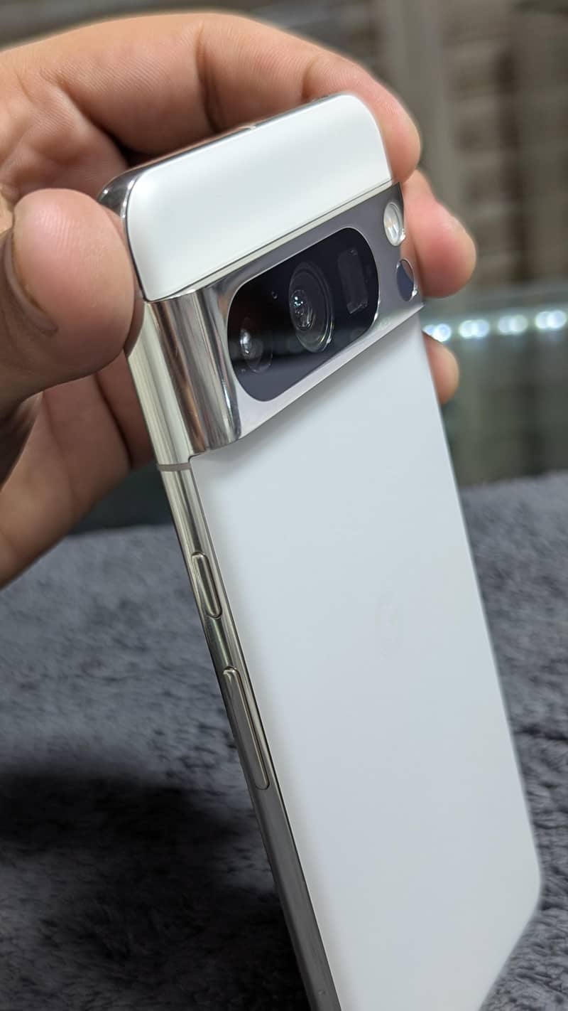 Google Pixel 8 Pro 1