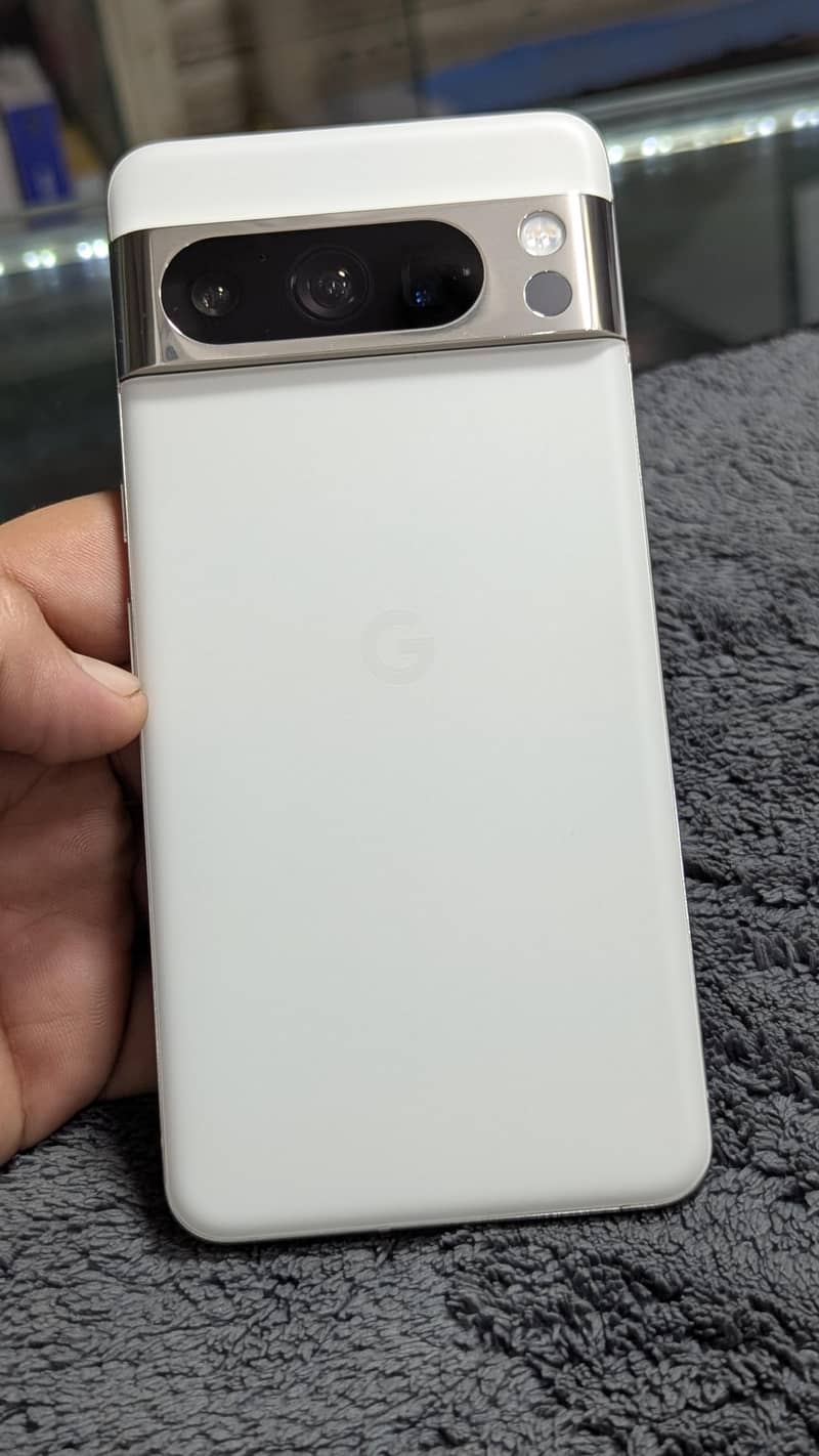 Google Pixel 8 Pro 4