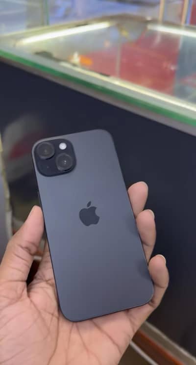 Apple iPhone 15