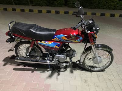 Honda cd 70 Brand new Islamabad registered 10/10  condition