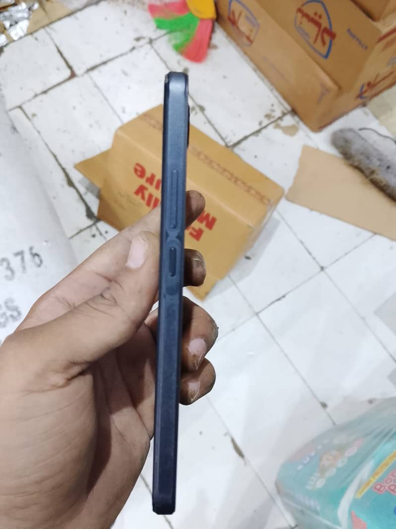 Realme C30 3